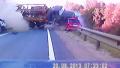 Accident fatal entre un camion et deux voitures